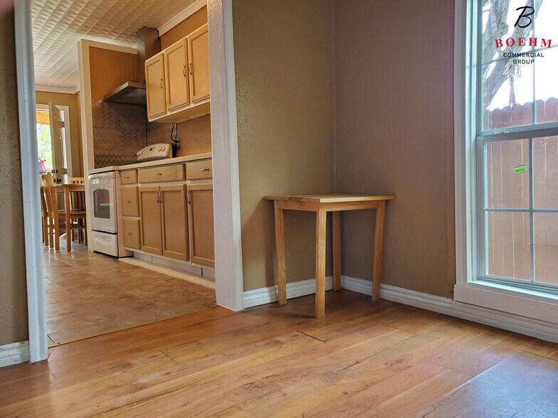 More Photos Of 138 Grey Moss Ct, Ingram Apartments For Sale