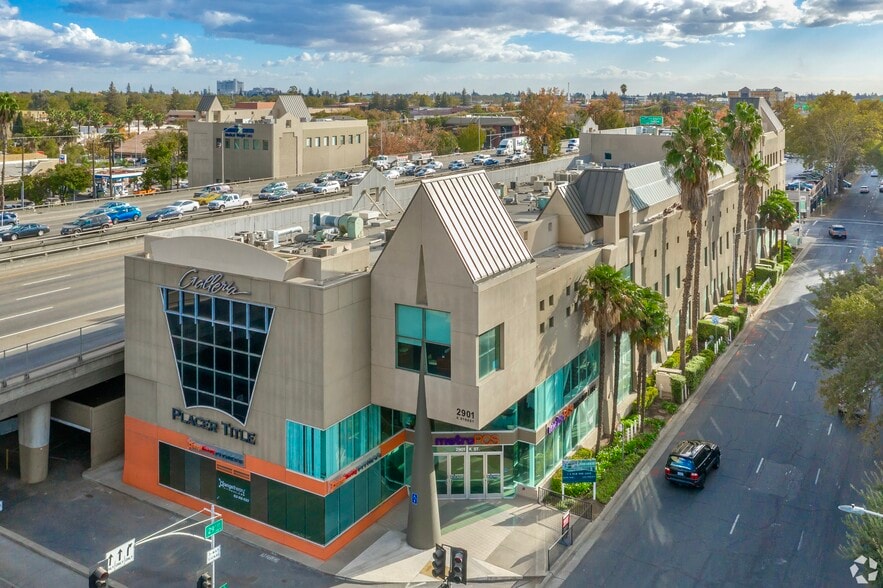 More Photos Of 2901-2929 K St, Sacramento Office For Lease