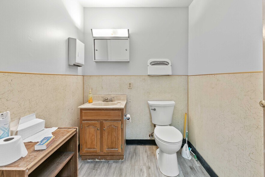 More Photos Of , Glendale Industrial For Sale