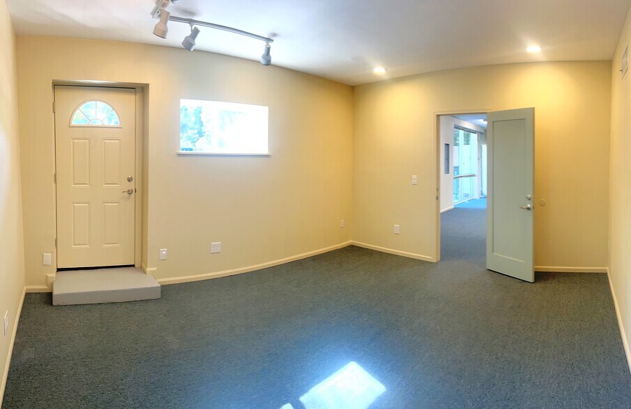 More Photos Of 633 Kimbark St, Longmont Storefront Retail Office For Lease