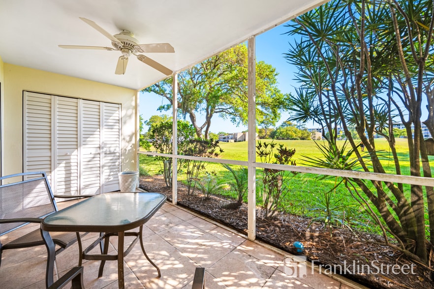 More Photos Of 68 Country Club Dr, Largo Multifamily For Sale