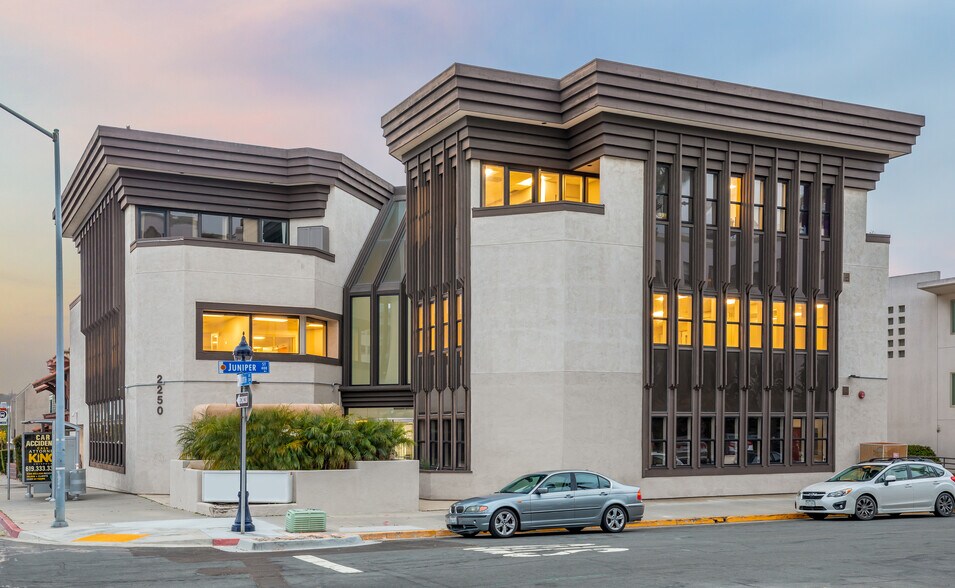 More Photos Of 2250 4th Ave, San Diego Office For Sale