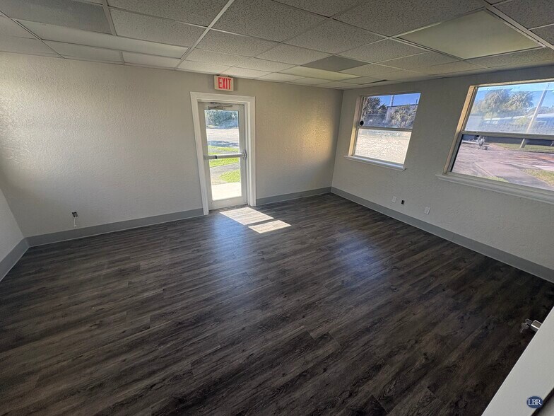 More Photos Of 1250 S Harbor City Blvd, Melbourne Medical For Lease