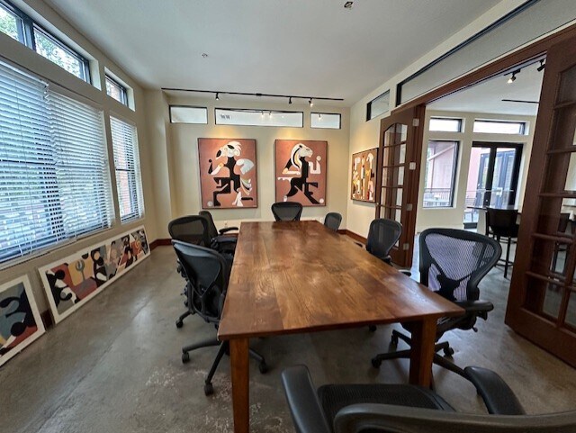 More Photos Of 3699 McKinney Ave, Dallas Freestanding For Lease