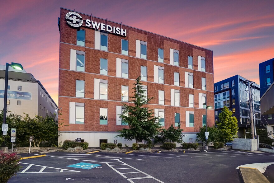 More Photos Of 5350 Tallman Ave NW, Seattle Medical For Lease