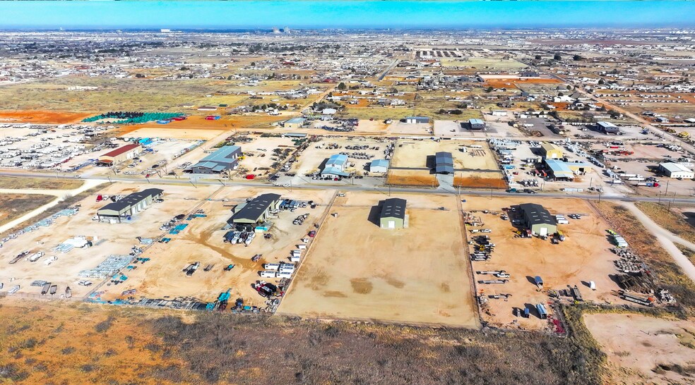 More Photos Of 1506 County 140 rd, Midland Warehouse For Lease