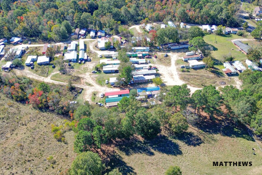 Primary Photo Of 1314 Shelbyville St, Center Manufactured Housing Mobile Home Park For Sale