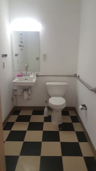 More Photos Of 5745 Wendy Bagwell Pky, Hiram General Retail For Lease