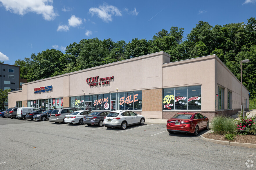 Primary Photo Of 5 State Route 17, Hasbrouck Heights Storefront For Lease