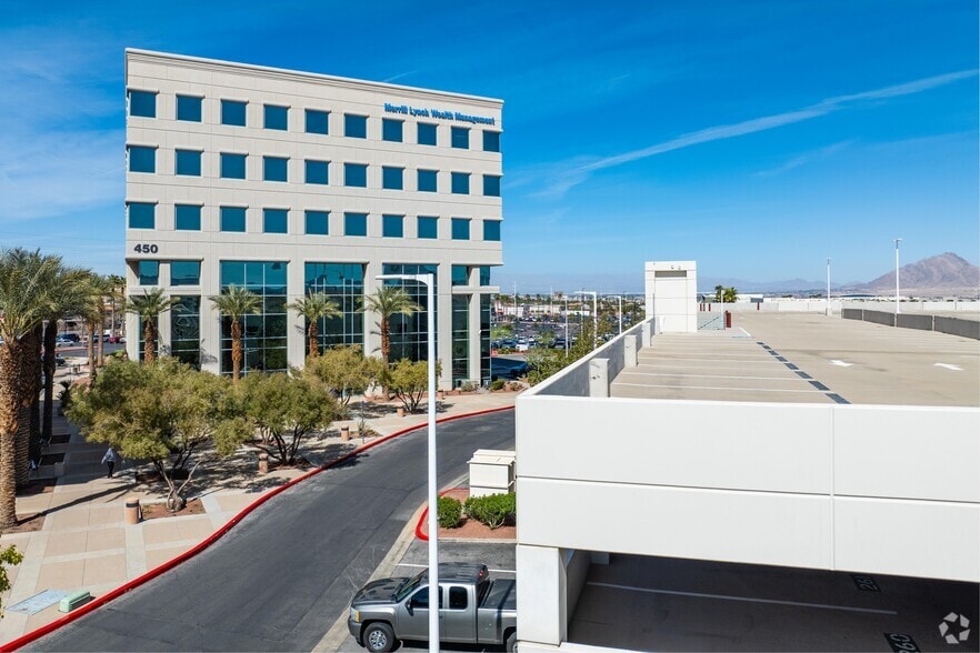 More Photos Of 450 N Stephanie St, Henderson Office For Lease