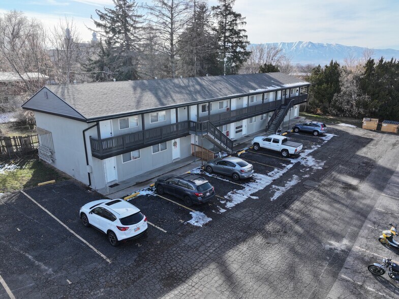 More Photos Of 331 400 E, Logan Apartments For Sale