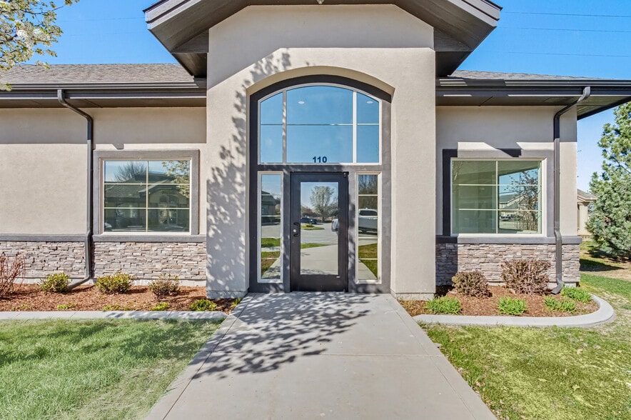 More Photos Of 3140 W Belltower Dr, Meridian Office For Lease