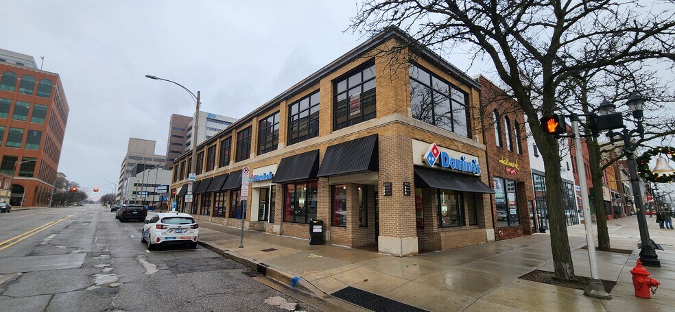 More Photos Of 110 W Washtenaw St, Lansing Storefront Retail Office For Lease