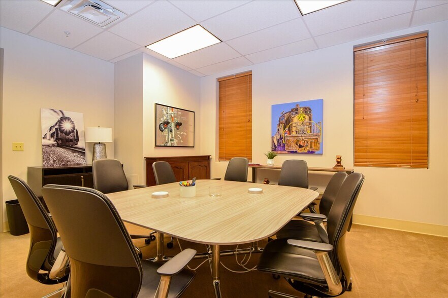 More Photos Of 102 Campbell Ave SW, Roanoke Office For Sale