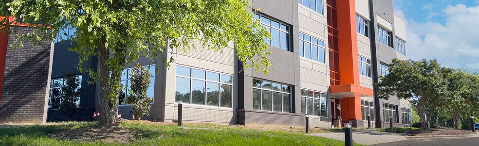 More Photos Of 124 Sweet Meadow Blvd, Charlotte Unknown For Lease