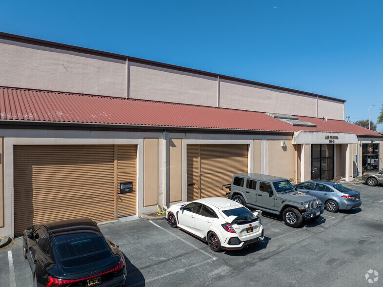 More Photos Of 335 Convention Way, Redwood City Unknown For Lease