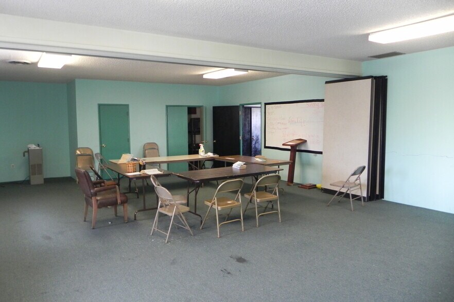 More Photos Of 2520 Peck Rd, Monrovia Religious Facility For Lease