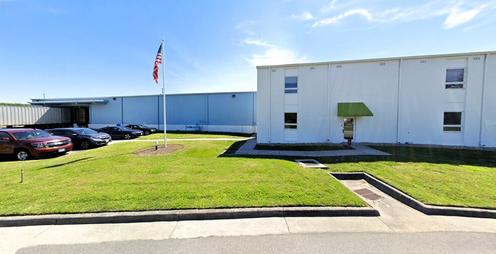 More Photos Of 1137 Progress Rd, Suffolk Manufacturing For Lease
