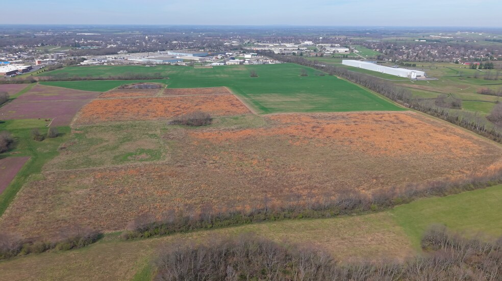 More Photos Of 300 Crossfield Dr, Versailles Land For Sale