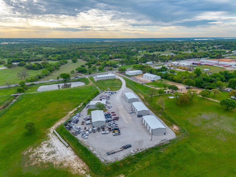 More Photos Of 14151 FM 730 N, Azle Warehouse For Sale