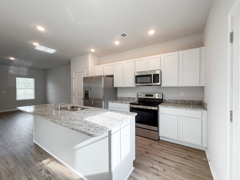 More Photos Of , Pendleton Multifamily For Sale