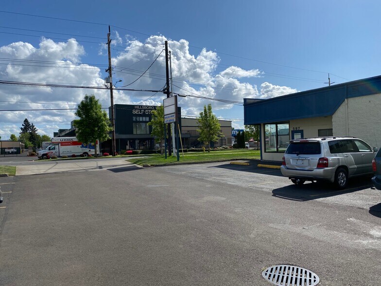 More Photos Of 587 SW Baseline St, Hillsboro Auto Repair For Lease