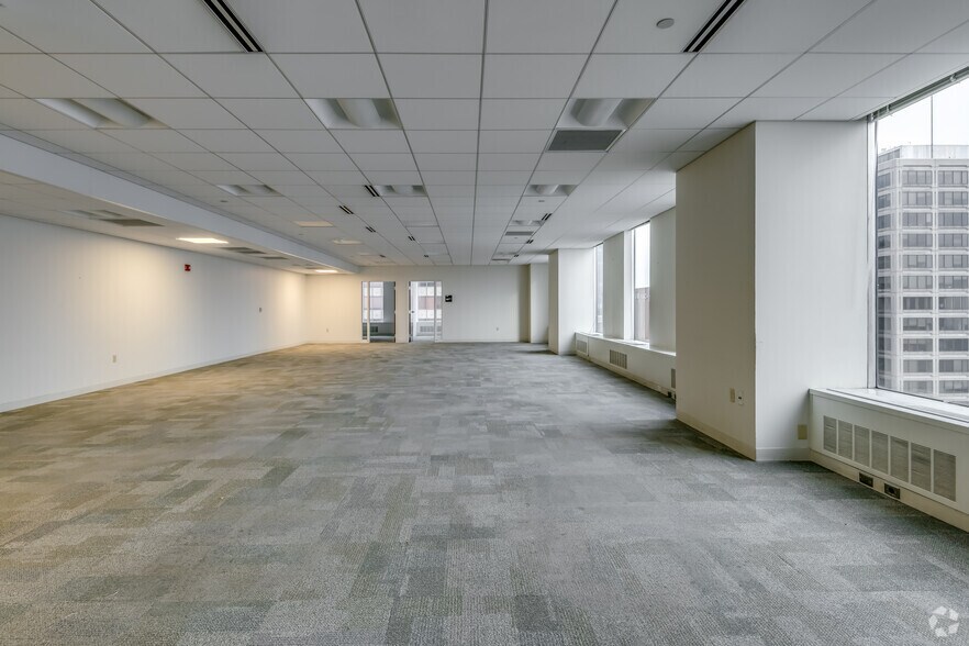 Photo of 13rd Floor Ste 1390