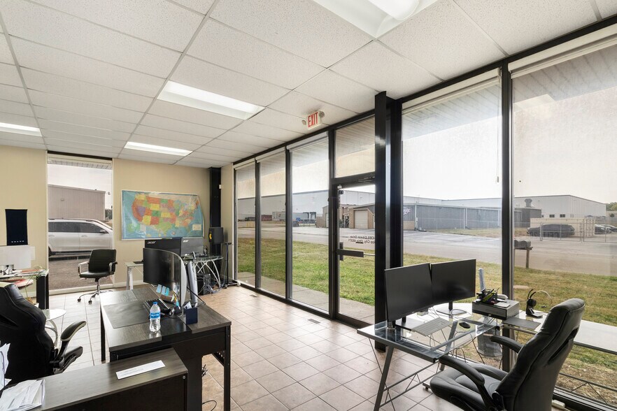 More Photos Of 4365 Gibson Dr, Tipp City Warehouse For Sale