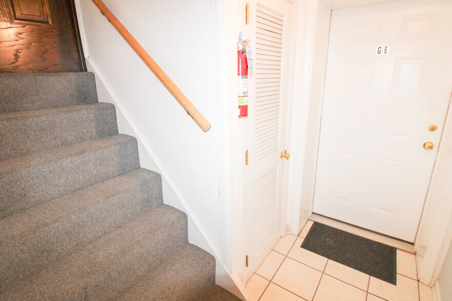 More Photos Of 6667-6669 W Devon Ave, Chicago Apartments For Sale