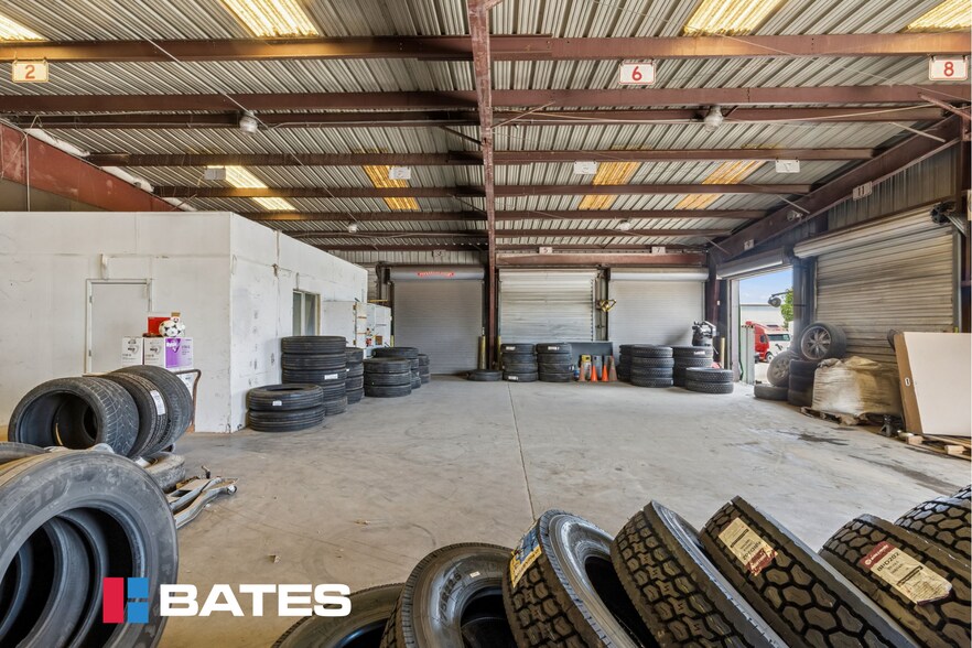 More Photos Of 1801 Commerce St, Garland Distribution For Sale
