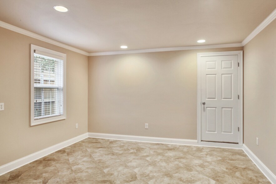 More Photos Of 2909-11 Constance St, New Orleans Multifamily For Sale