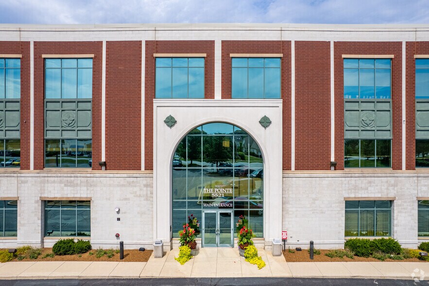 More Photos Of 5521 W Lincoln Hwy, Crown Point Medical For Lease