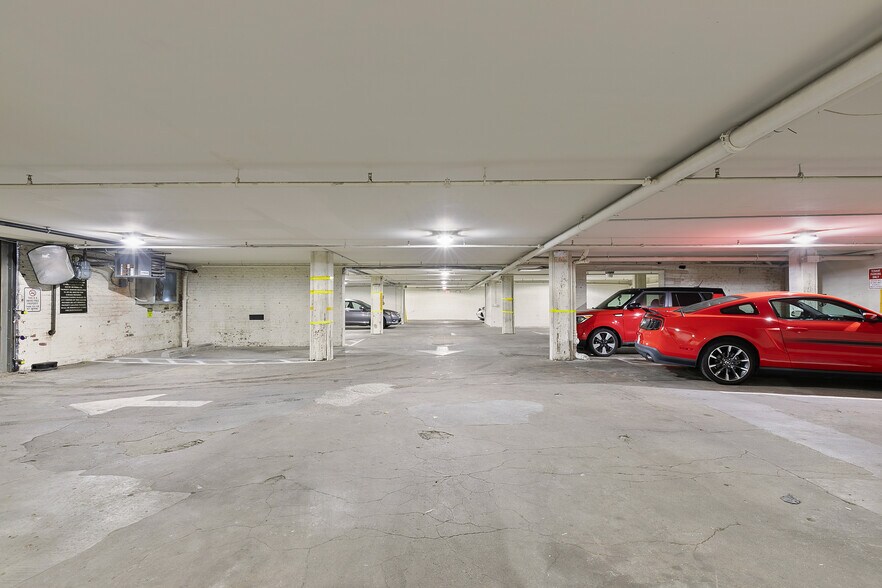 More Photos Of 1309 W Broad St, Richmond Apartments For Sale