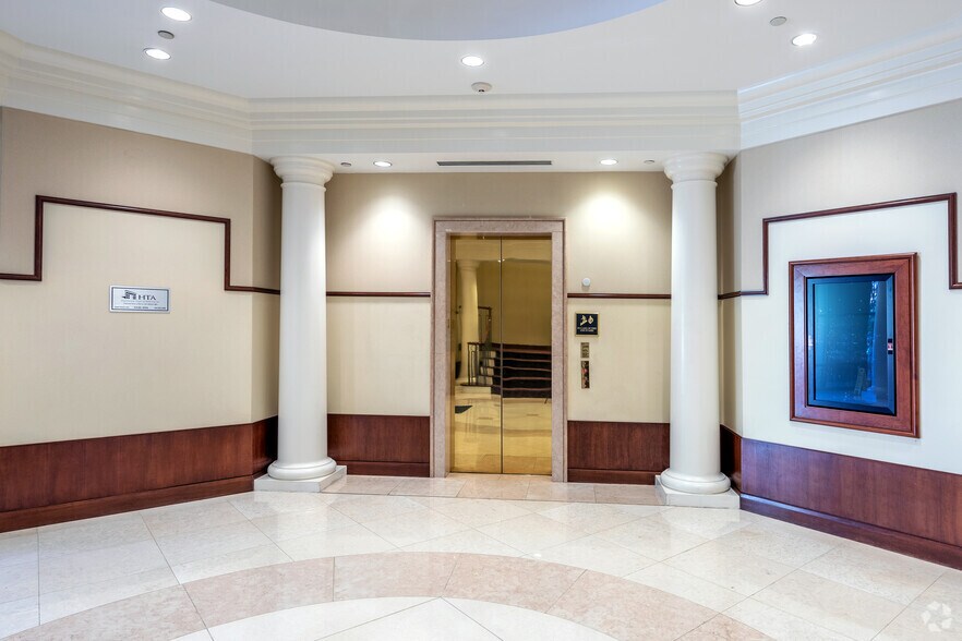 More Photos Of 13620 Reese Blvd E, Huntersville Medical For Lease