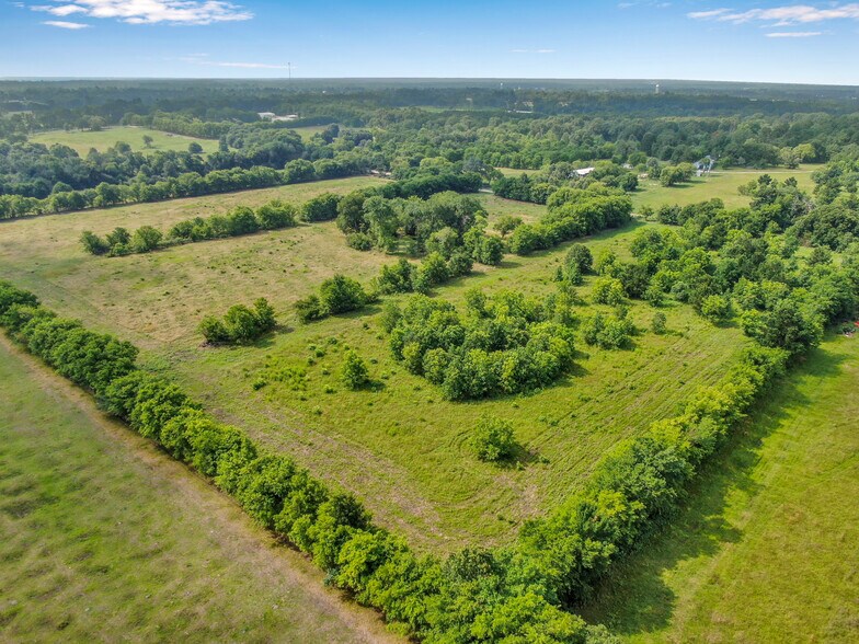 More Photos Of 880 Tafelski Rd, New Waverly Land For Sale