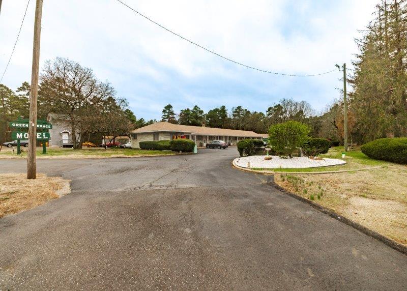 More Photos Of 1005 Black Horse Pike Hwy, Hammonton Hotel For Sale