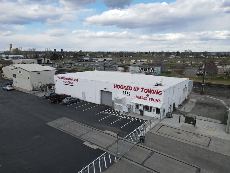 Primary Photo Of 1615 E Chemical Dr, Kennewick Distribution For Lease