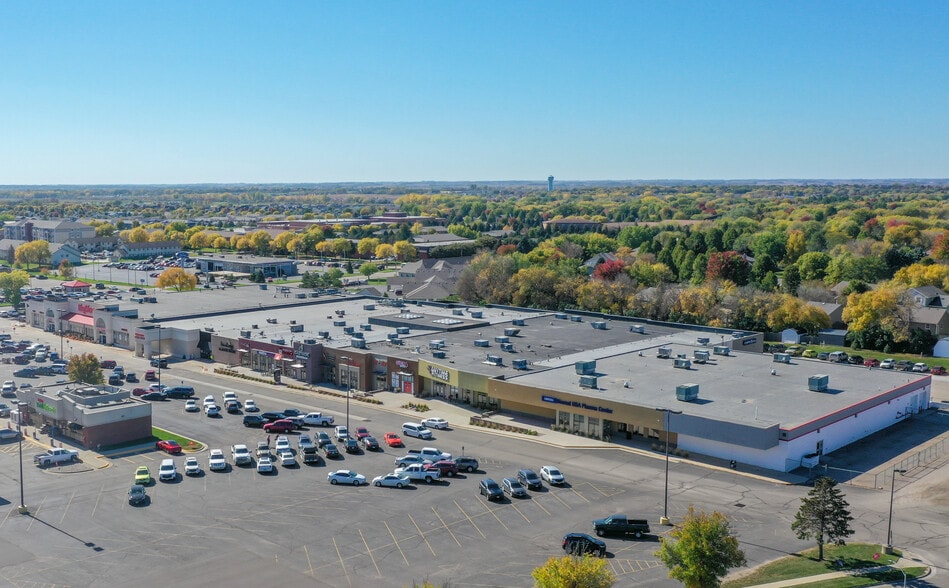 More Photos Of 700 22nd Ave S, Brookings Unknown For Lease