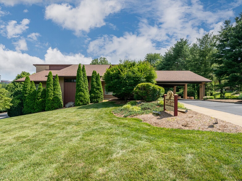 Primary Photo Of 60 Phifer St, Asheville Medical For Sale