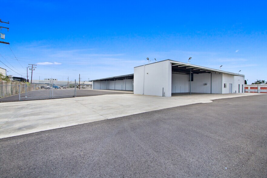 More Photos Of 621 N Main St, Orange Land For Sale