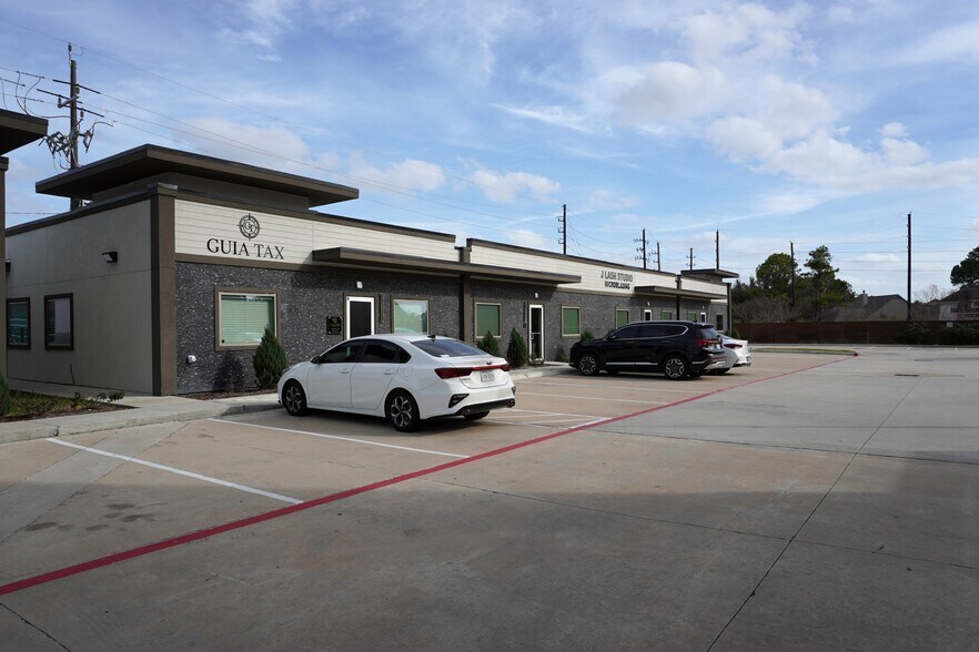 More Photos Of 8815 West Rd, Houston Unknown For Lease