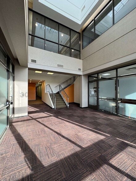More Photos Of 3051 2nd St S, Saint Cloud Office For Lease