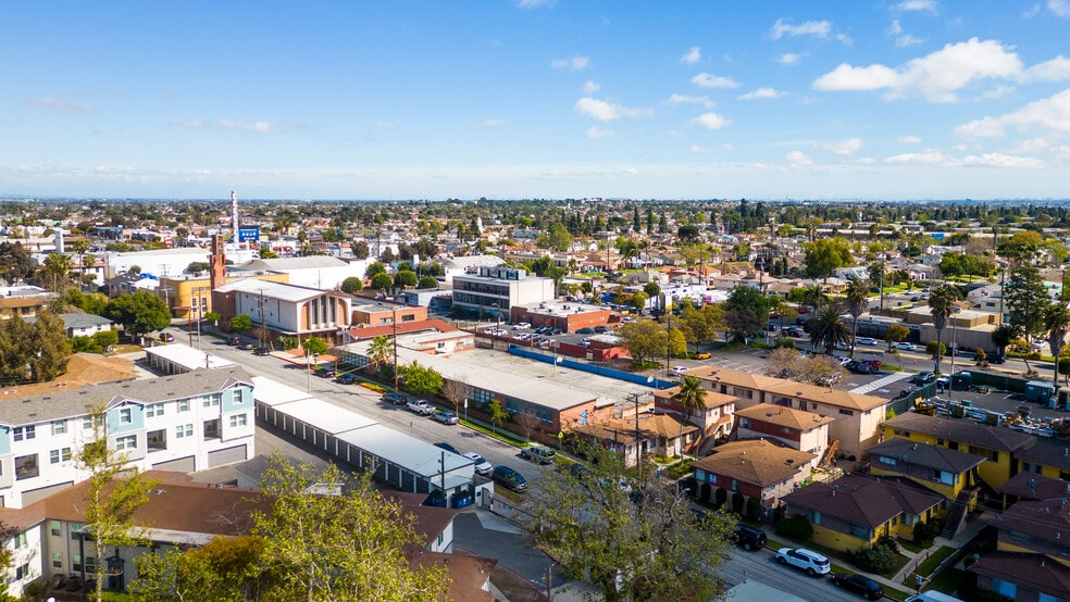 More Photos Of 3320 W 85th St, Inglewood Apartments For Sale