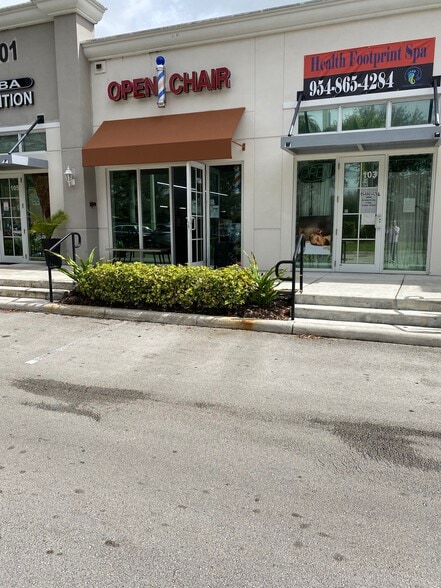 More Photos Of 2301 Palm Ave, Miramar Storefront Retail Office For Sale