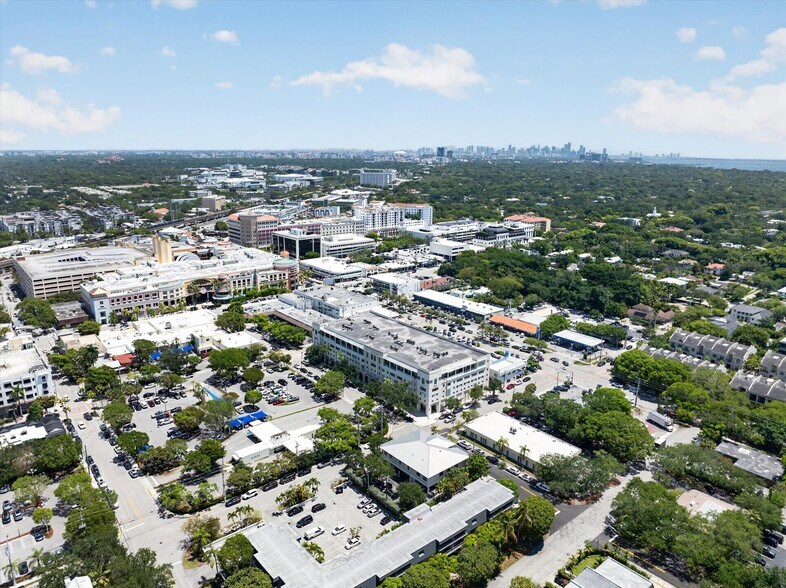 More Photos Of 7301 SW 57th Ct, South Miami Office For Sale