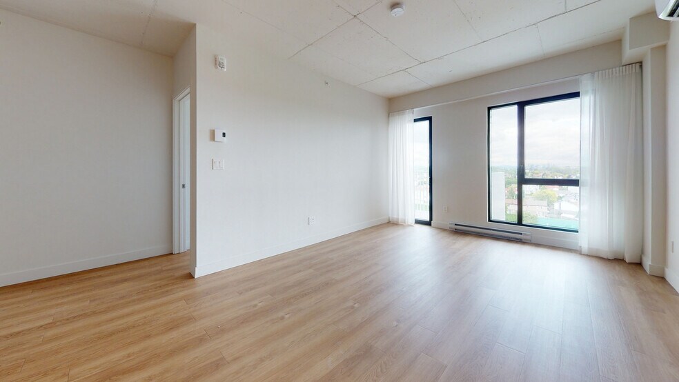 More Photos Of 8405 Pl Saint-Charles, Brossard Apartments For Lease