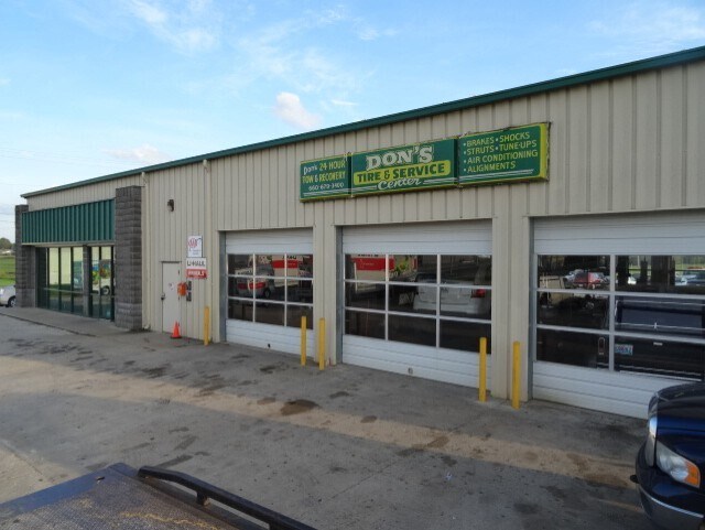 More Photos Of 106 S Sunset Dr, Butler Auto Repair For Sale