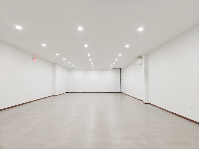 More Photos Of 1546 Broadway, Brooklyn Apartments For Sale