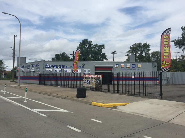 Primary Photo Of 4750 Conner St, Detroit Auto Repair For Sale