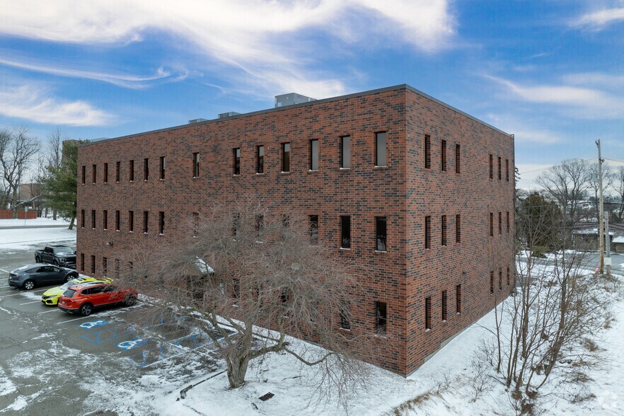 More Photos Of 117 Fox Plan Rd, Monroeville Office For Lease